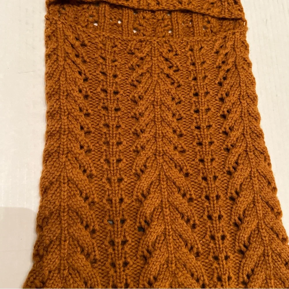 Luxton S-M Balaclava Hood Scarf Hat Rust